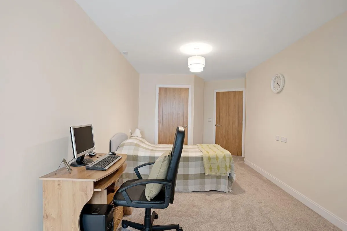 Railway Road, Ilkley, LS29, photo 8