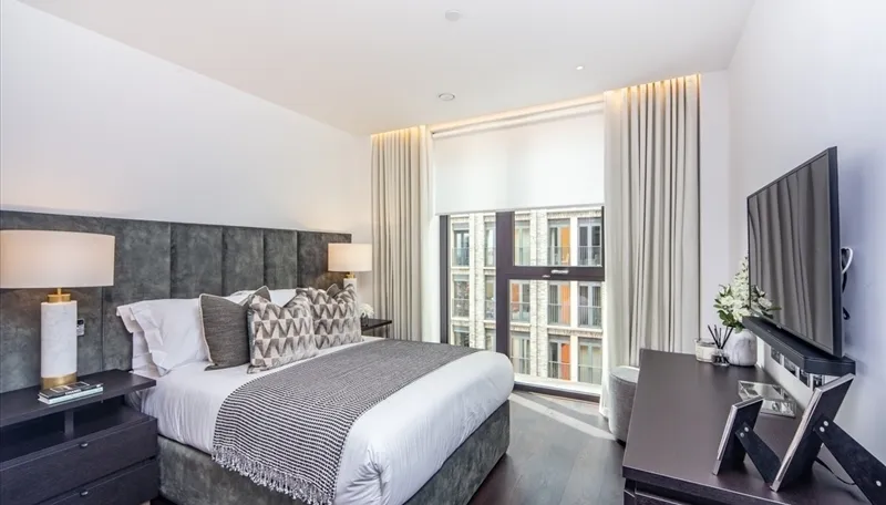 2 bed flat to rent — Thornes House, Nine Elms, London SW11...