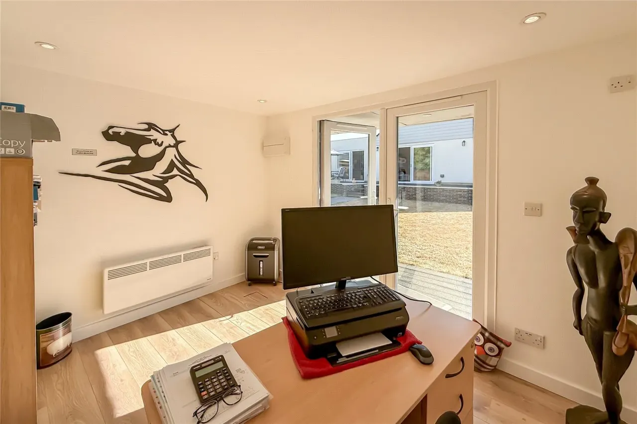 Welwyn Garden City, Hertfordshire, AL8 7TU, photo 11