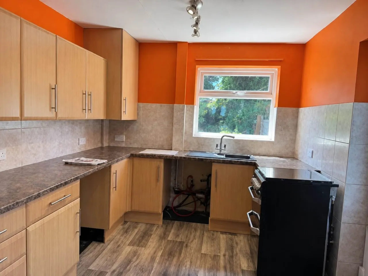 Albion Road, High Wycombe, HP12 3LU, photo 2
