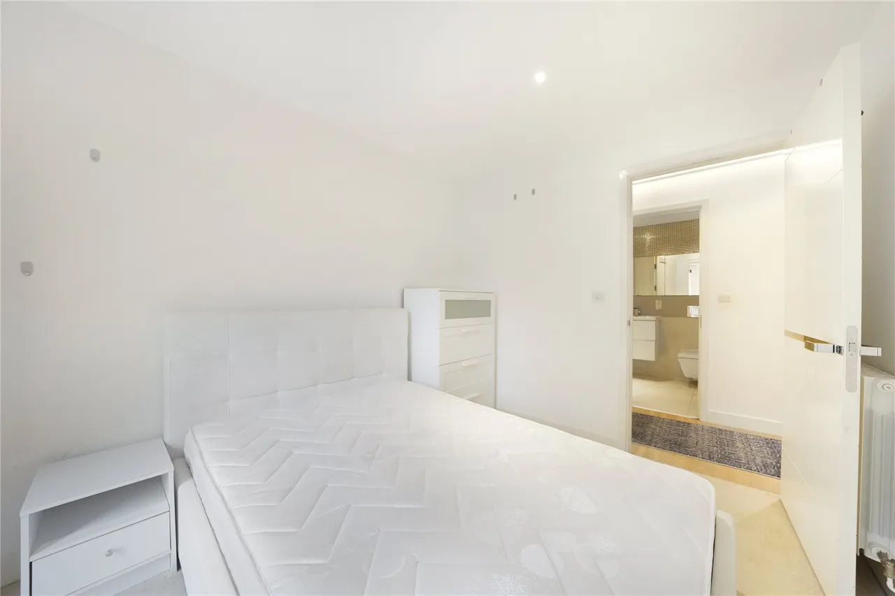 Whiting Way, London, SE16, photo 11