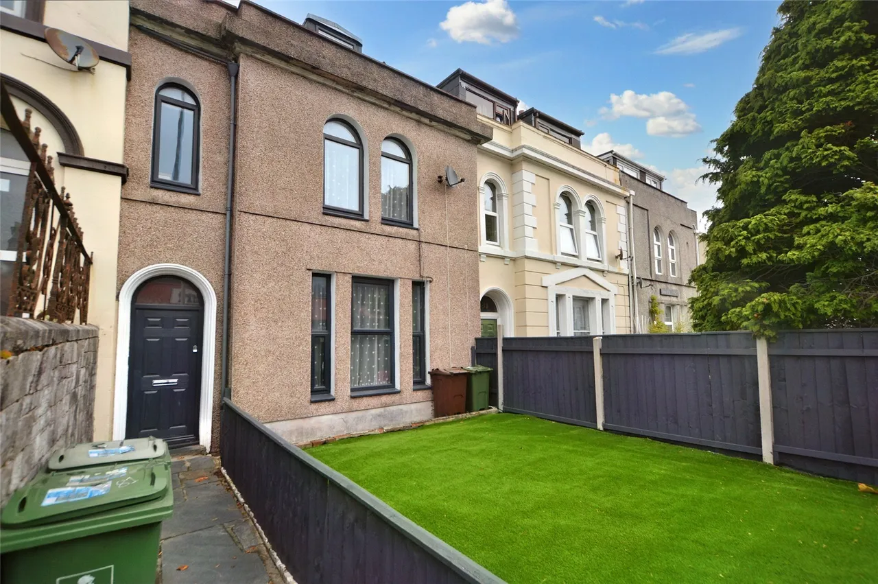 5 bed property for sale — Embankment Road, Plymouth, Devon, PL4