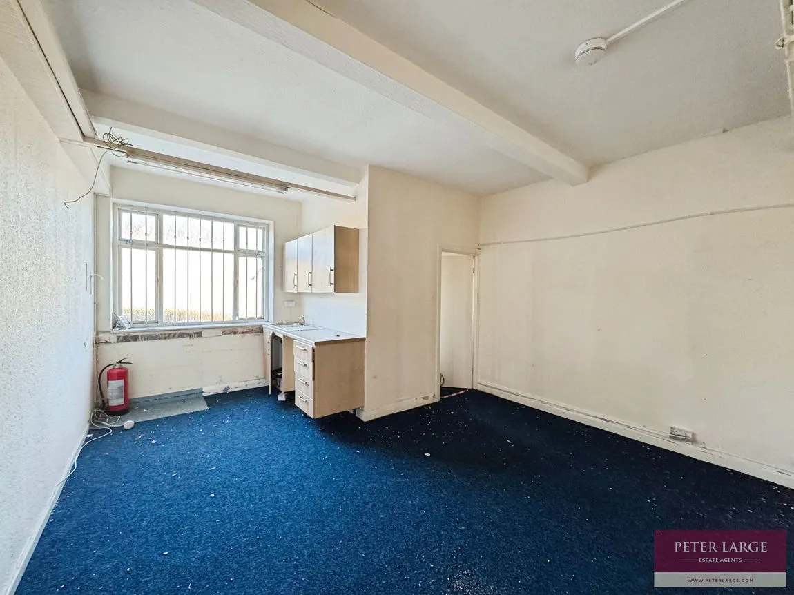 Wellington Road, Rhyl, Denbighshire, LL18 1BD, photo 5