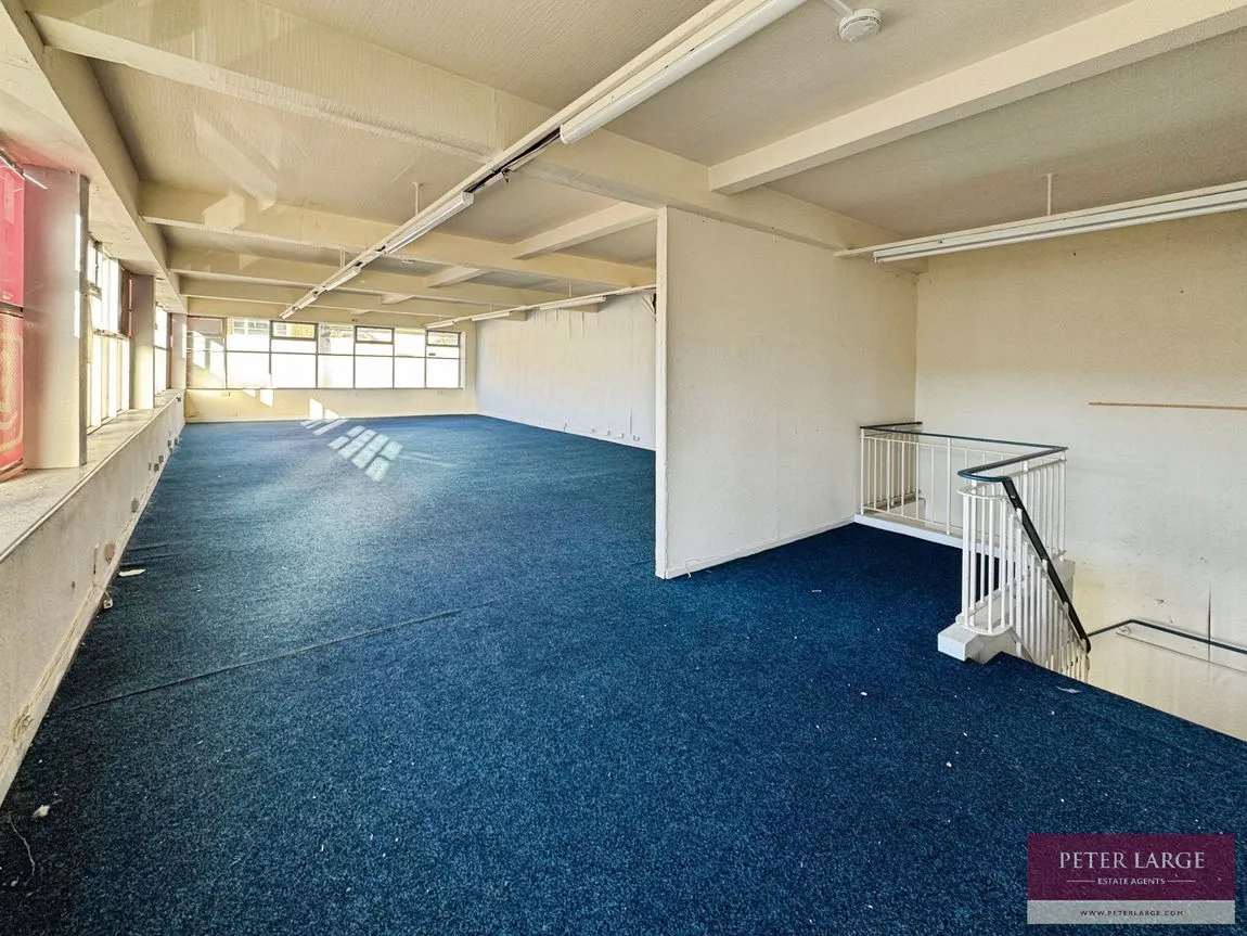Wellington Road, Rhyl, Denbighshire, LL18 1BD, photo 3