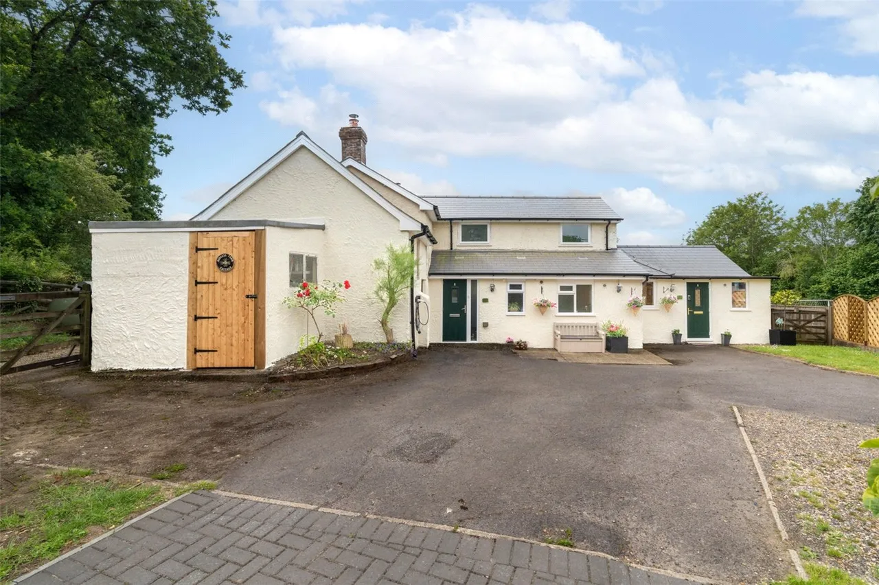 4 bed house for sale, Jubilee Hill, Woodlands, BH21