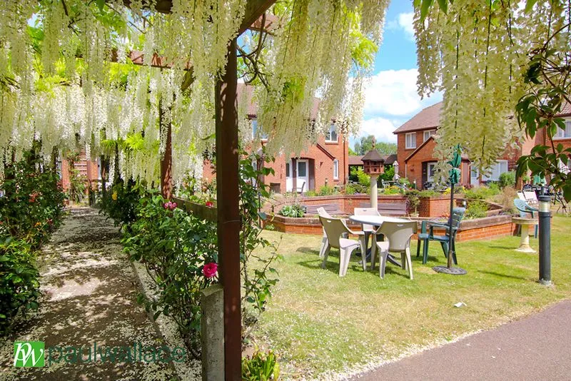 Rose Court Cheshunt, Waltham Cross, EN7, photo 8