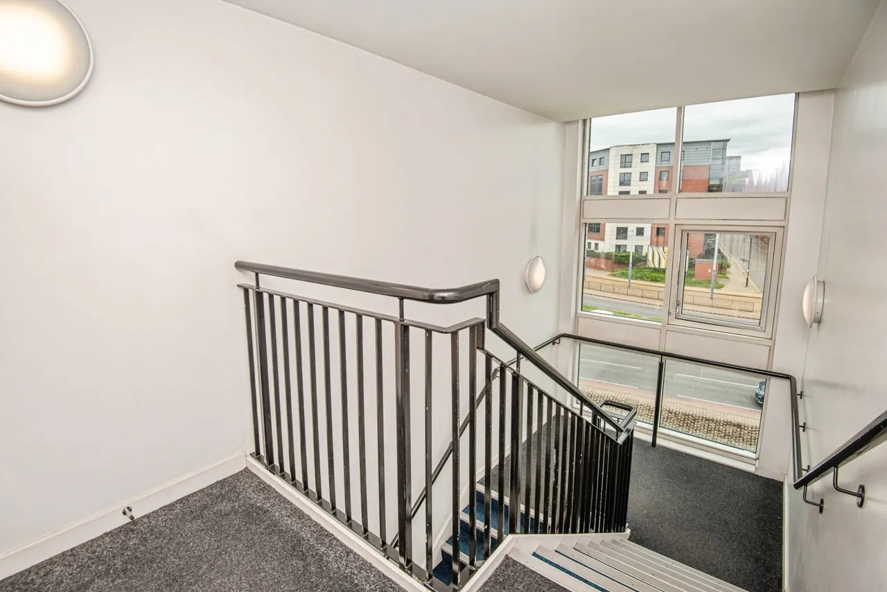 Penistone Road, Sheffield, South Yorkshire, S6, photo 14