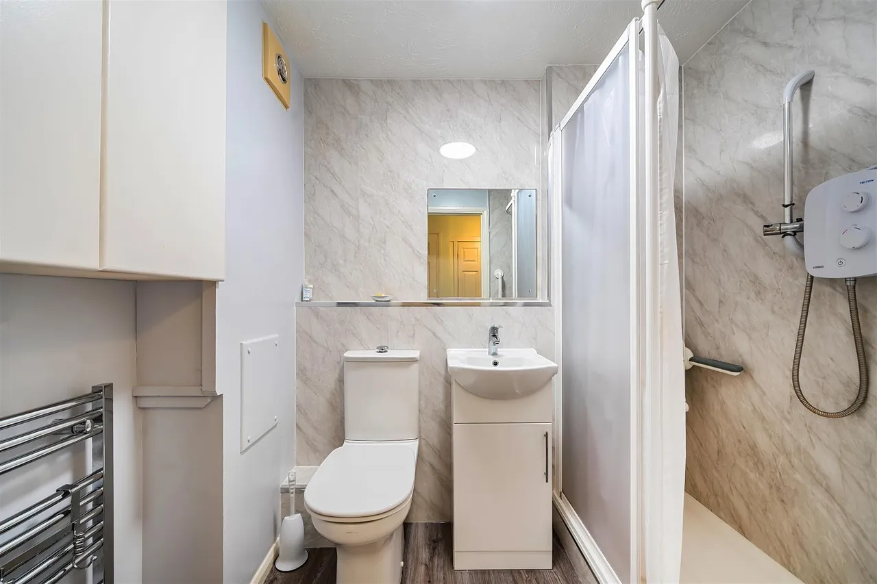 Furzehill Road, Borehamwood, WD6, photo 10
