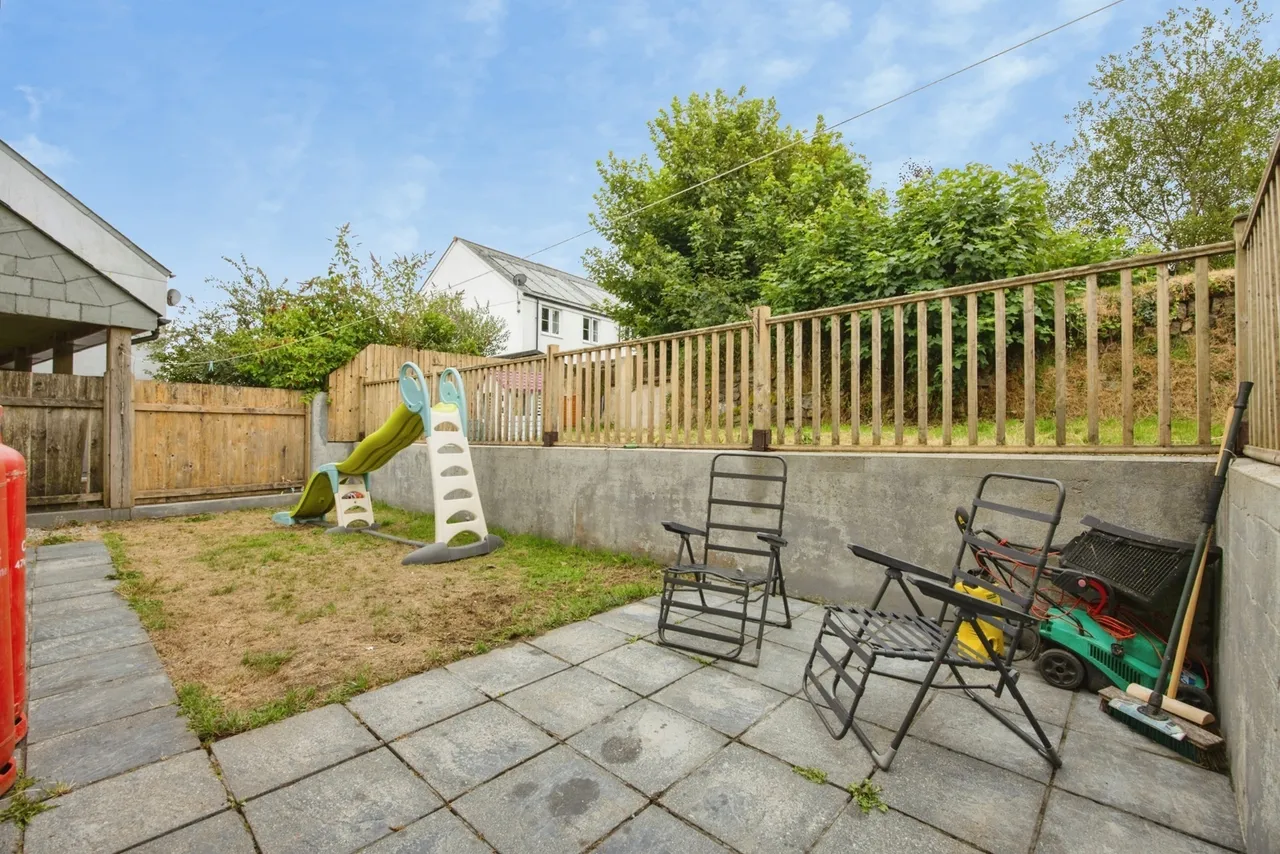 St. Michaels Way, Roche, PL26, photo 15