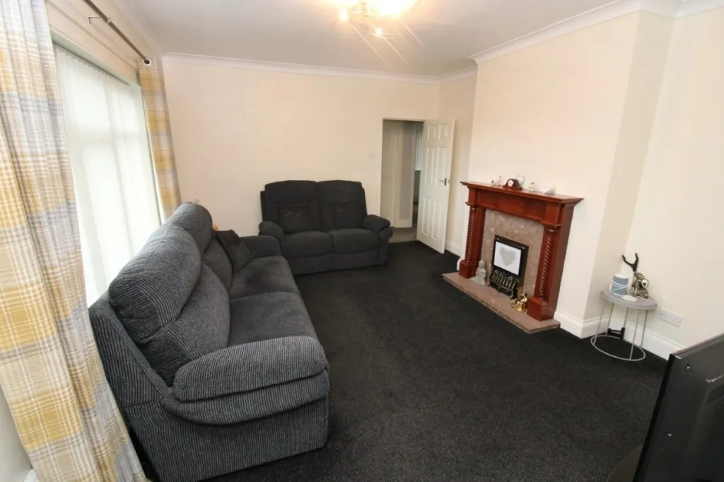 Yews Lane, Worsbrough, photo 4