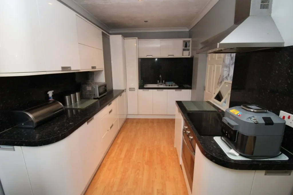 Yews Lane, Worsbrough, photo 2