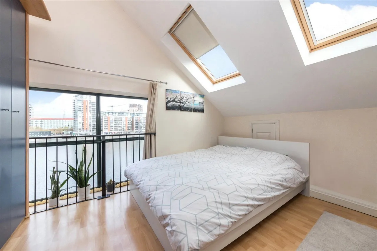 De Quincey Mews, London, E16, photo 4