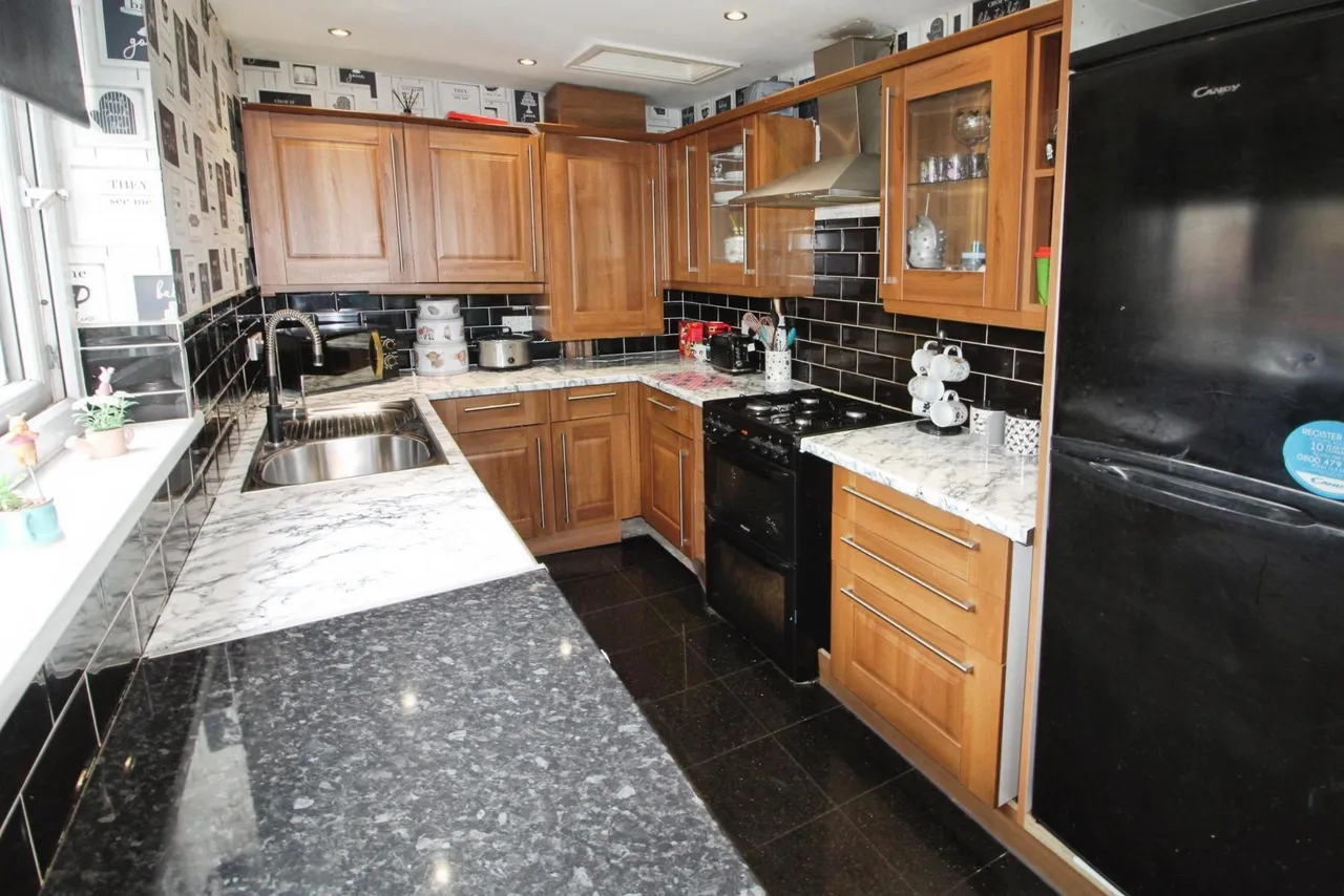 Yarborough Road, Grimsby, DN34, photo 5