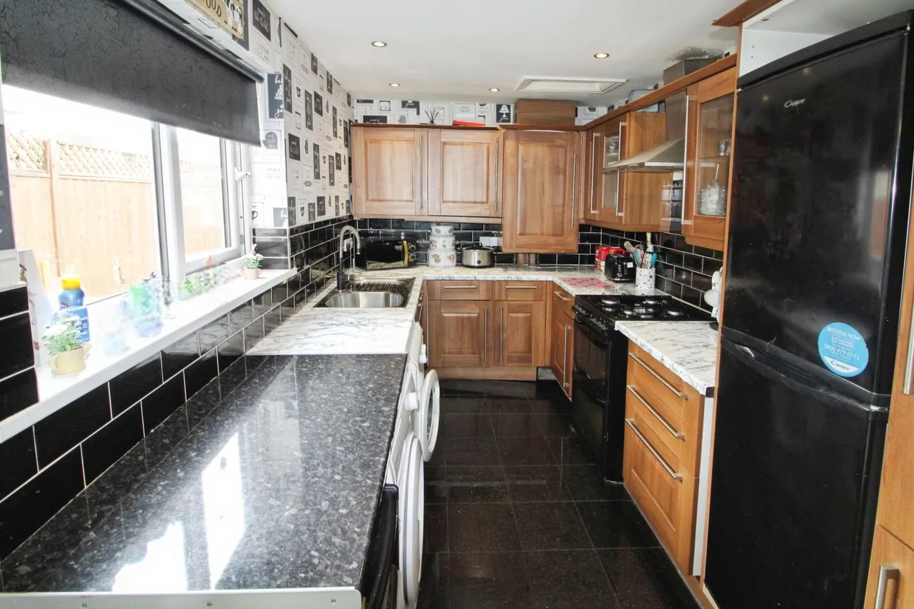 Yarborough Road, Grimsby, DN34, photo 14