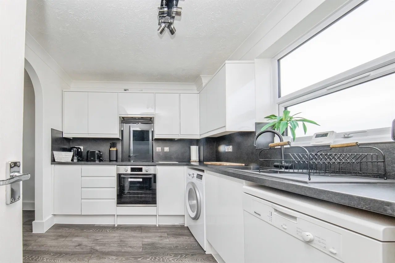 Selsey Avenue, Clacton-On-Sea, CO15, photo 6