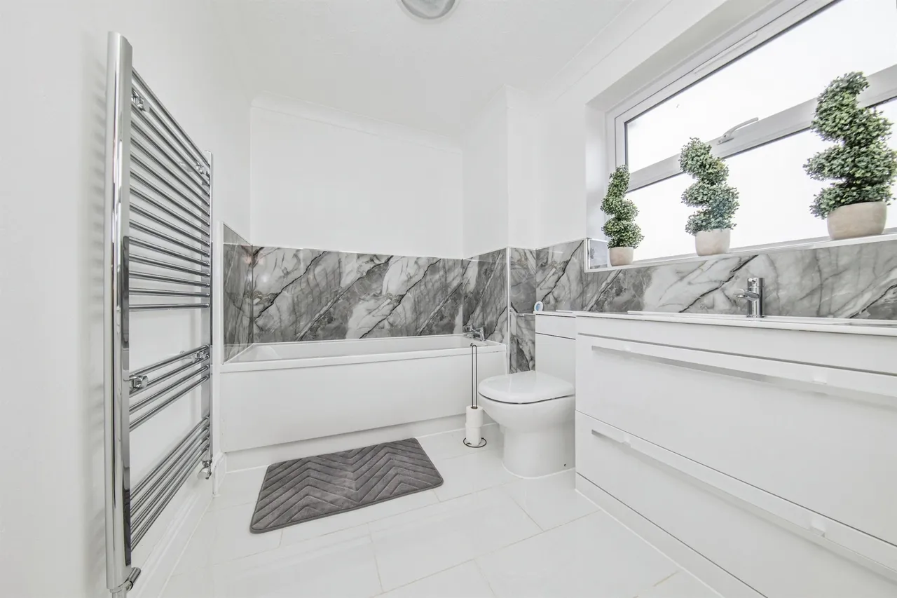 Selsey Avenue, Clacton-On-Sea, CO15, photo 18