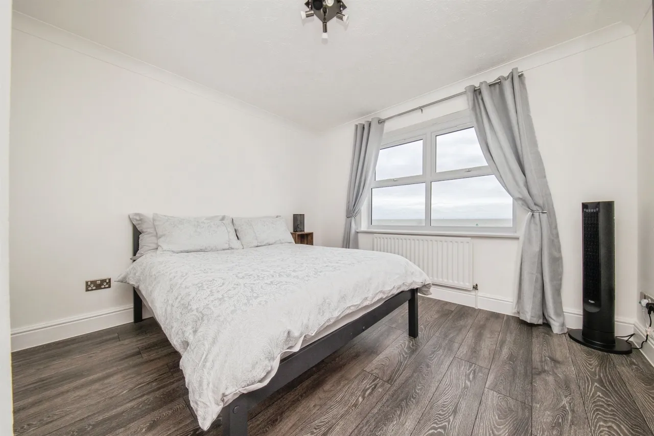Selsey Avenue, Clacton-On-Sea, CO15, photo 12