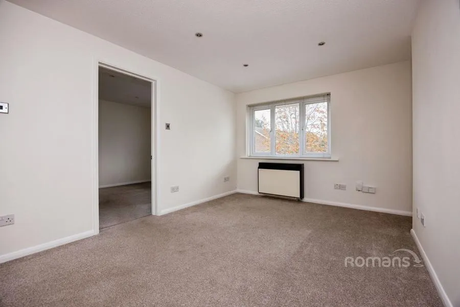 Swan Way, Church Crookham, GU51, photo 9