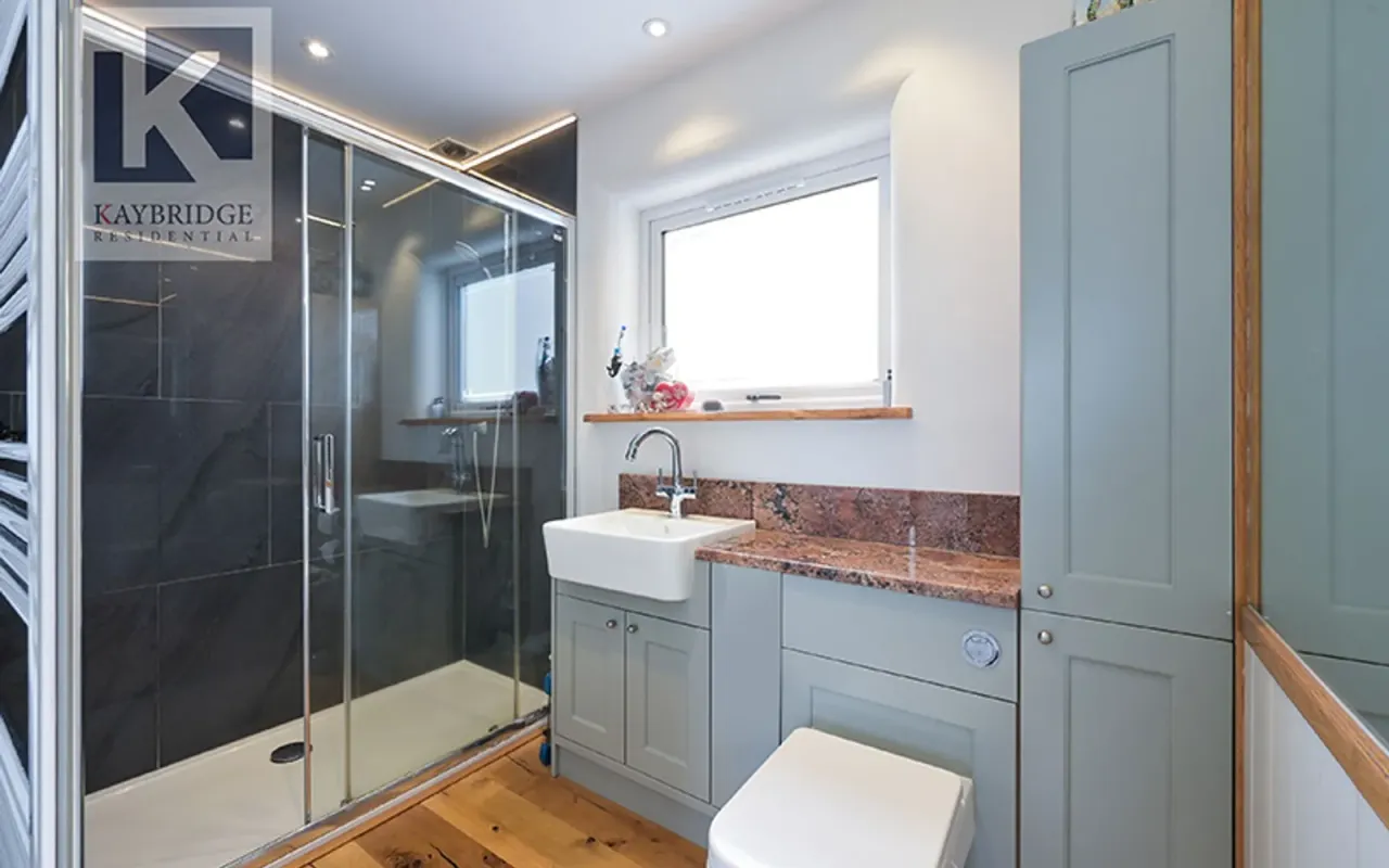 Manor Green Road, Epsom, KT19, photo 15