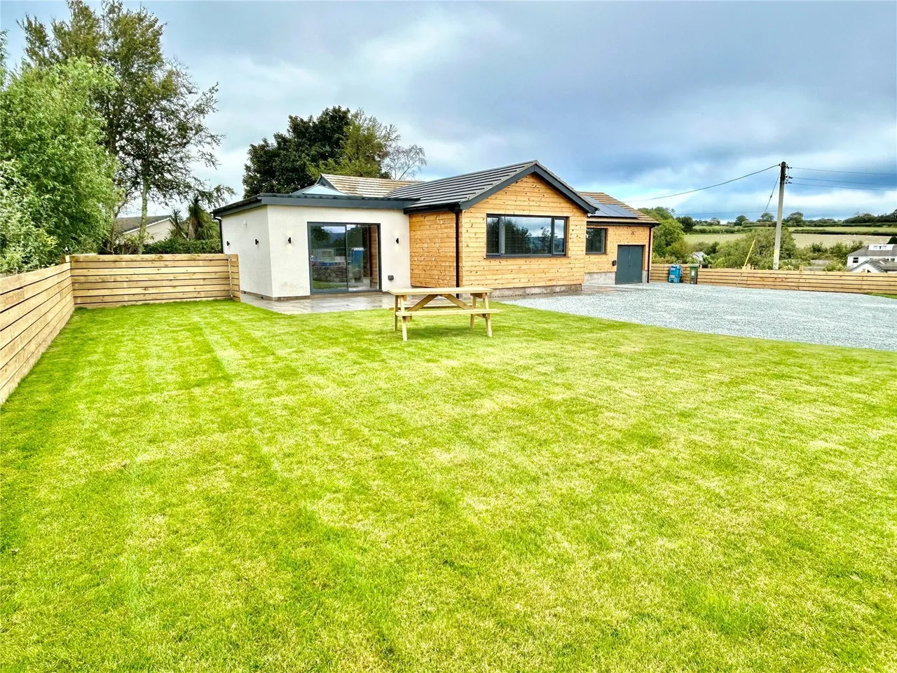 Red Wharf Bay, LL75, photo 15