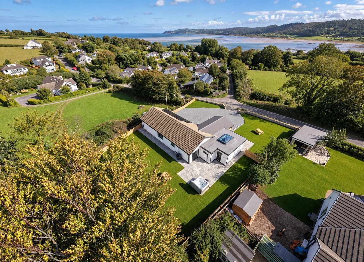 Red Wharf Bay, LL75, photo 11