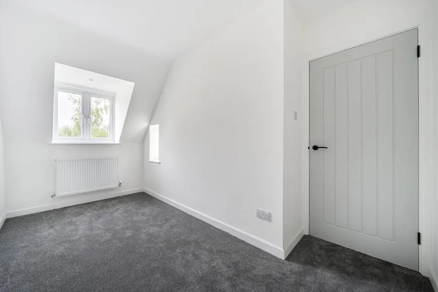 Common Road, North Leigh, OX29, photo 16