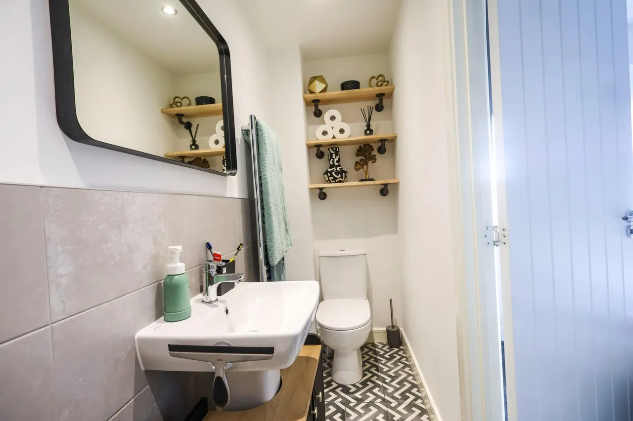 Pear Place, Stratford-upon-Avon, CV37, photo 8
