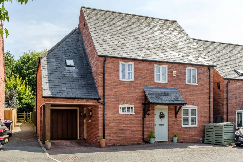 4 bed house for sale, Horseshoe Close, Willoughby On The Wolds, LE12