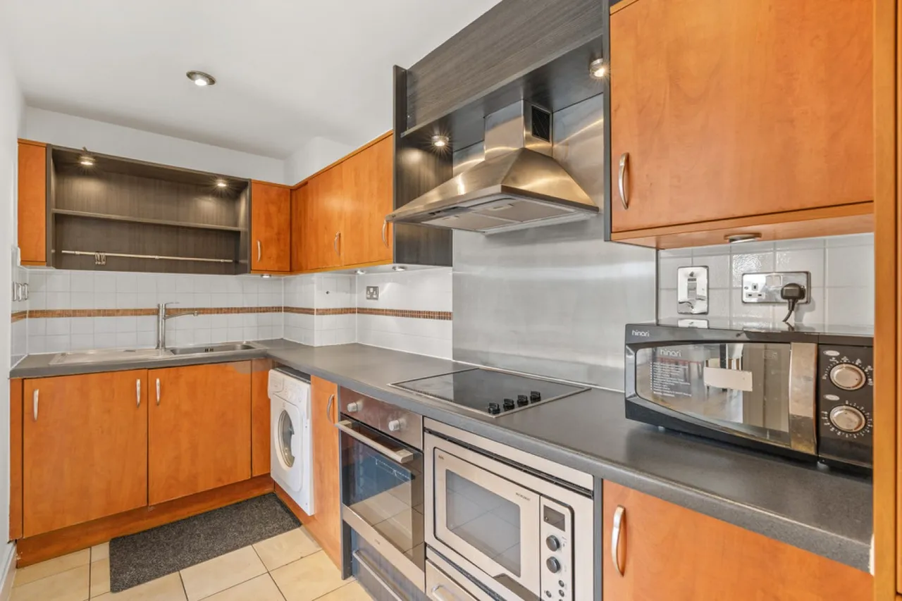 Smugglers Way, Wandsworth, SW18, photo 6