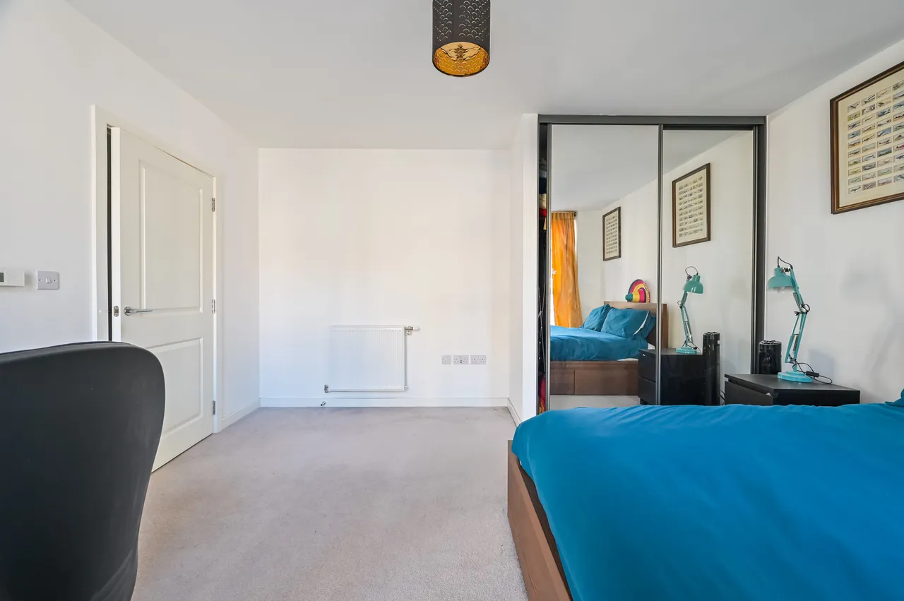 Flat 5, 41 Mahindra Way, London, photo 9