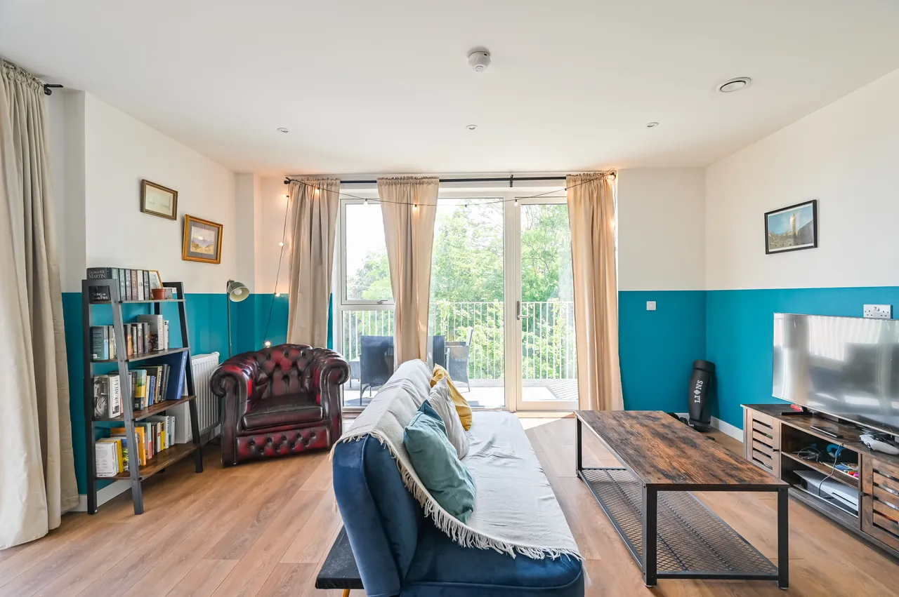 1 bed flat for sale — Flat 5, 41 Mahindra Way, London
