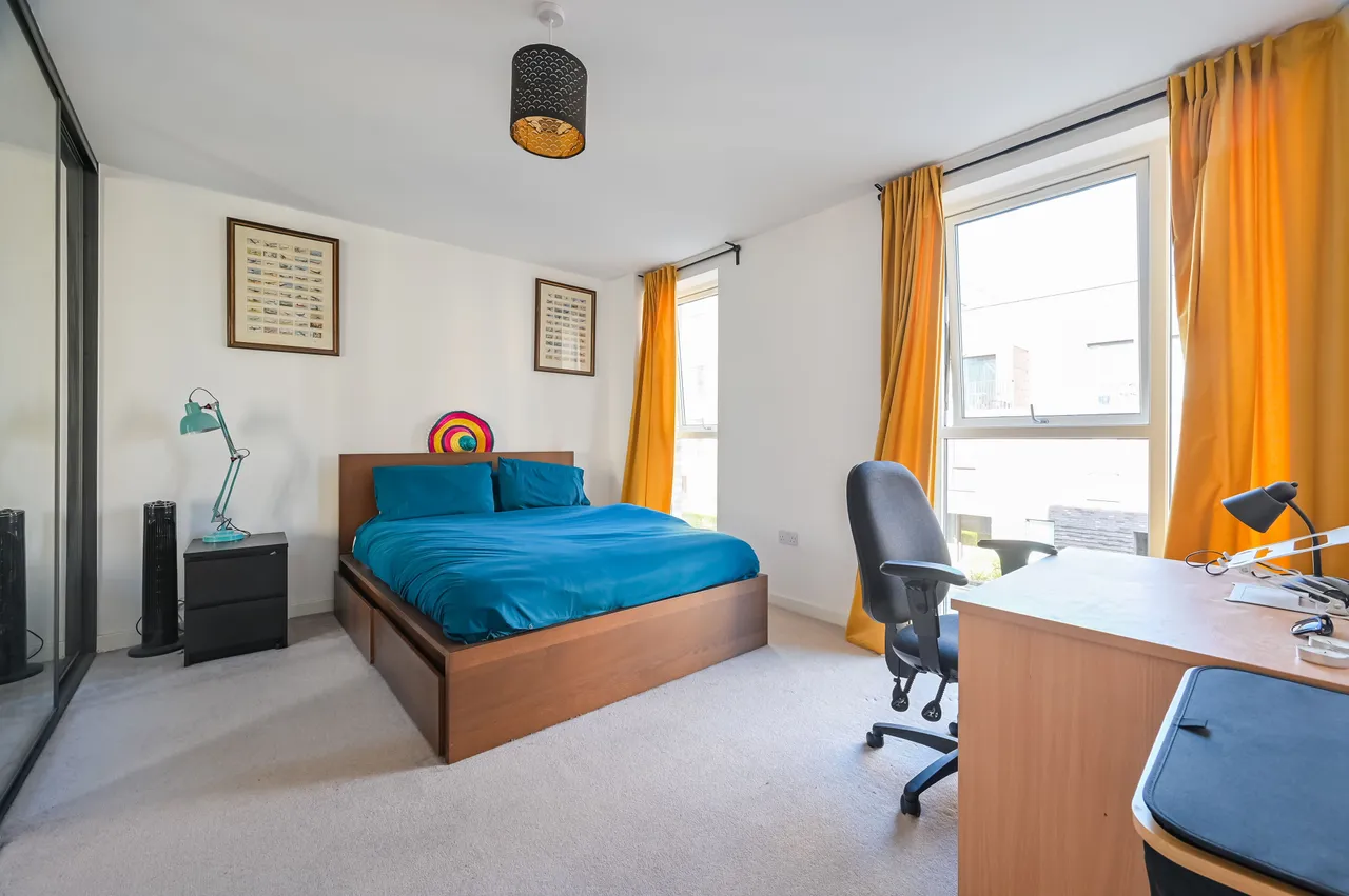 Flat 5, 41 Mahindra Way, London, photo 4