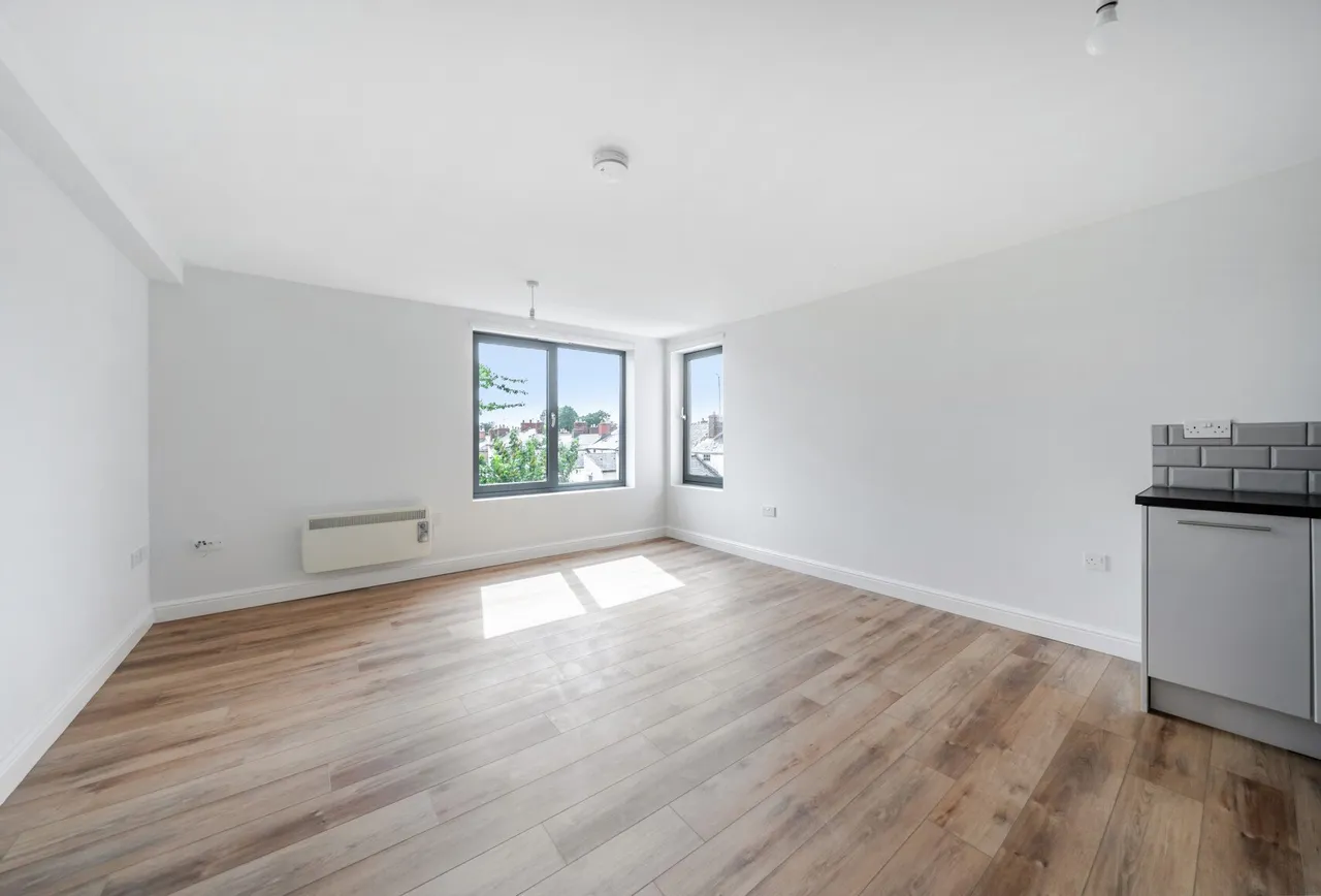 1 bed flat for sale — St. Pauls Road, Cheltenham, GL50 4EX
