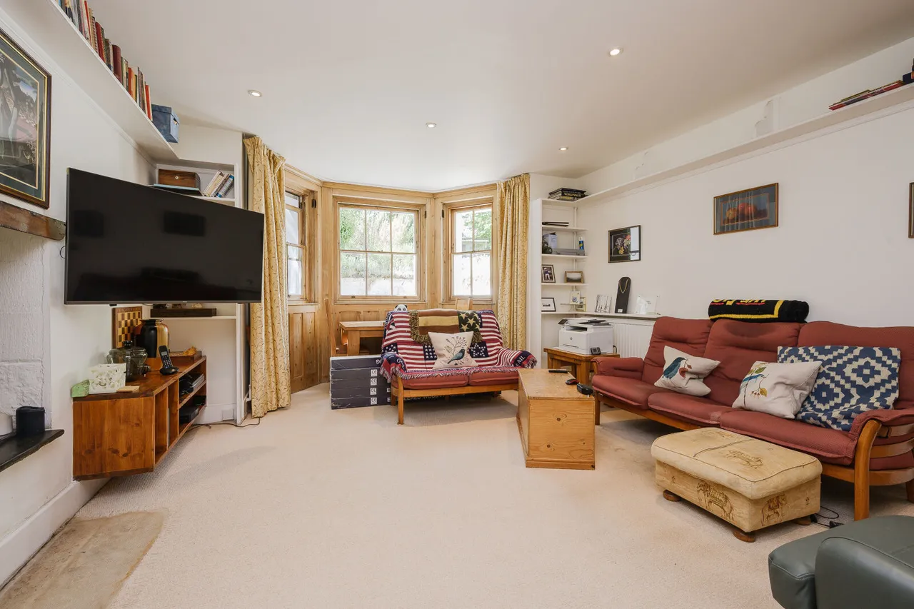 Lingfield Road, Wimbledon Village, SW19, photo 3