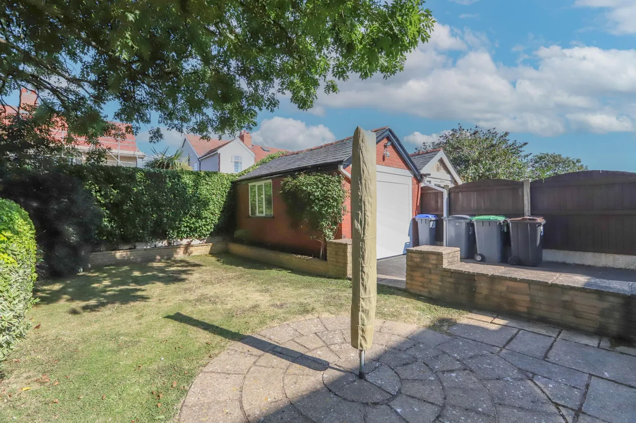 Cleator Avenue, Blackpool, FY2, photo 22
