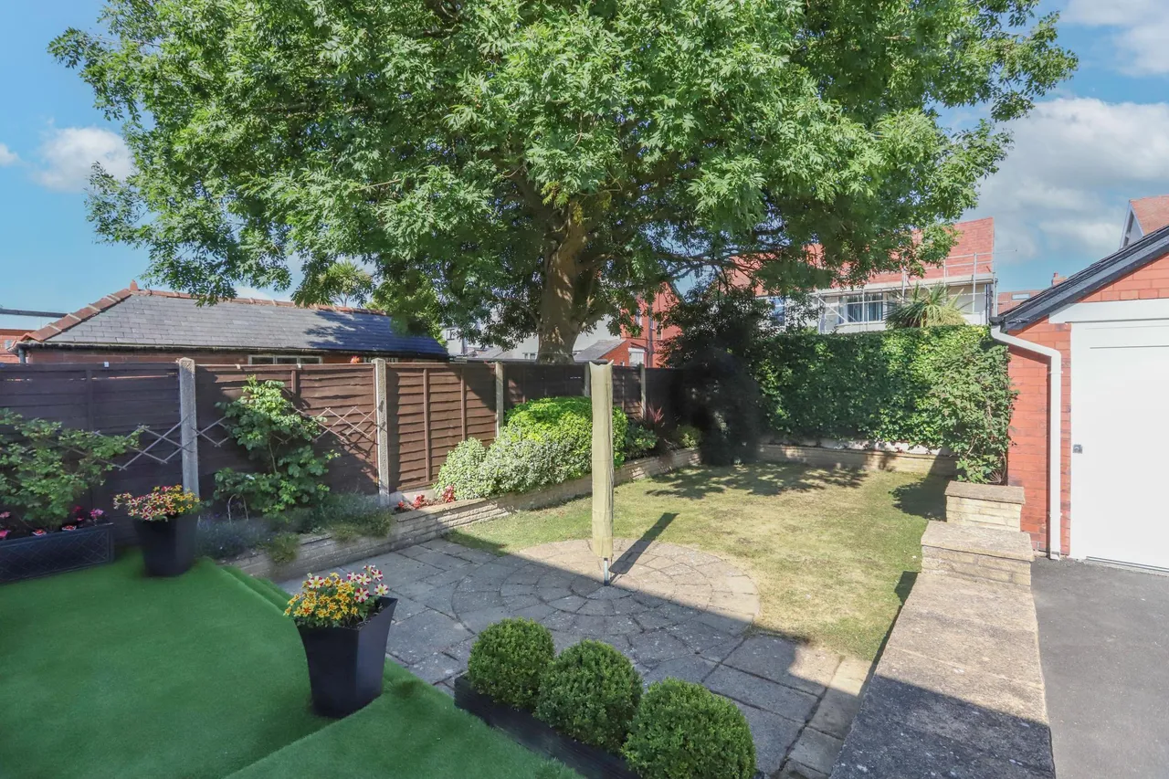 Cleator Avenue, Blackpool, FY2, photo 20