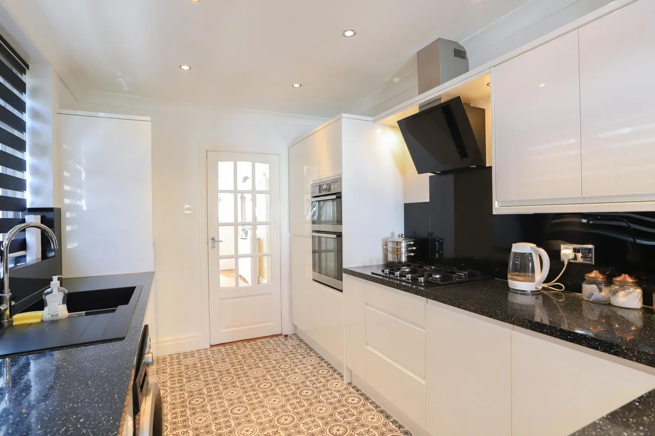 Cleator Avenue, Blackpool, FY2, photo 6