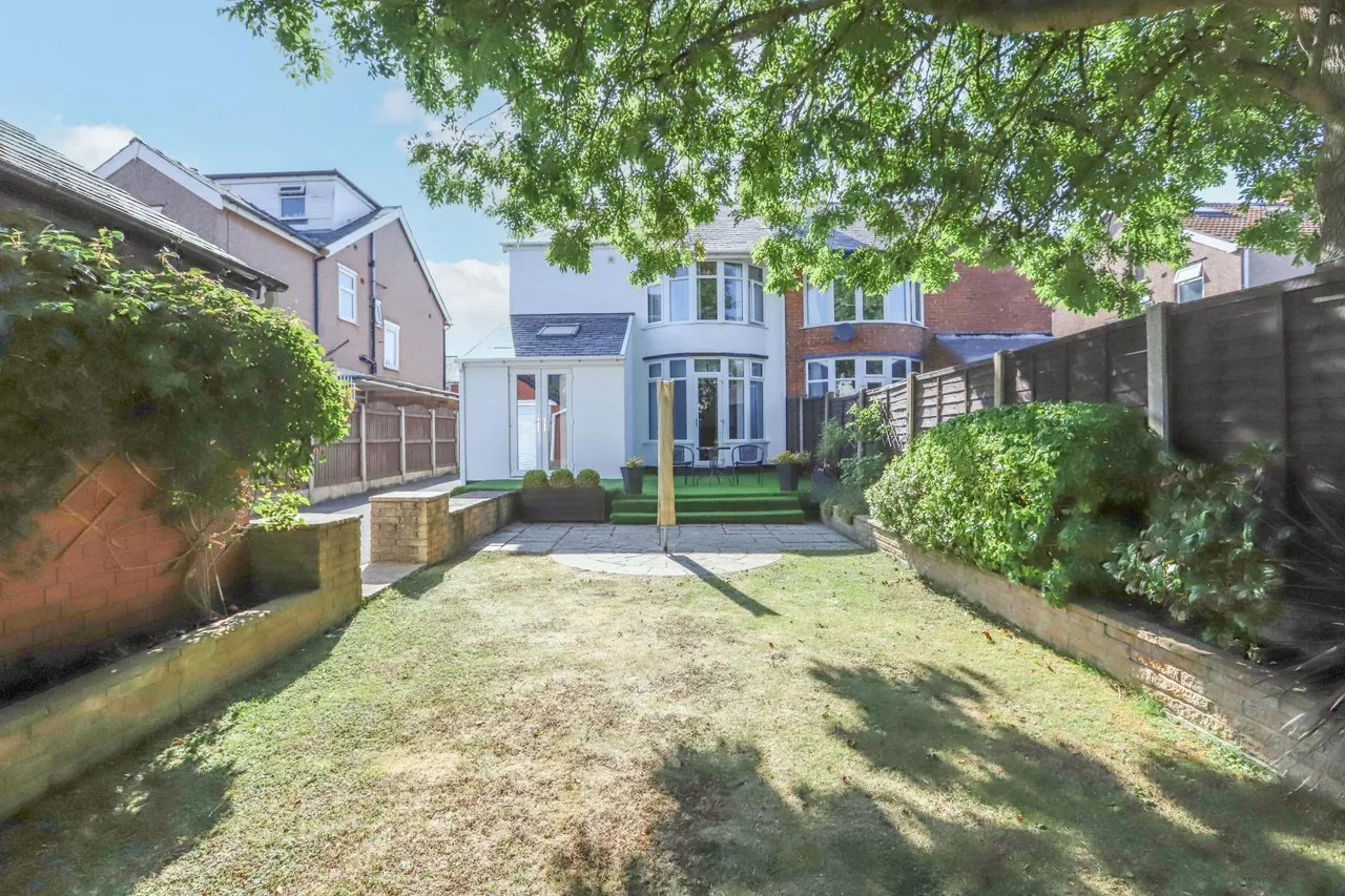 Cleator Avenue, Blackpool, FY2, photo 23