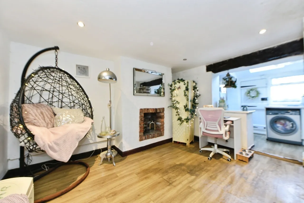 Buxton Old Road, Disley, Stockport, Cheshire, SK12, photo 5