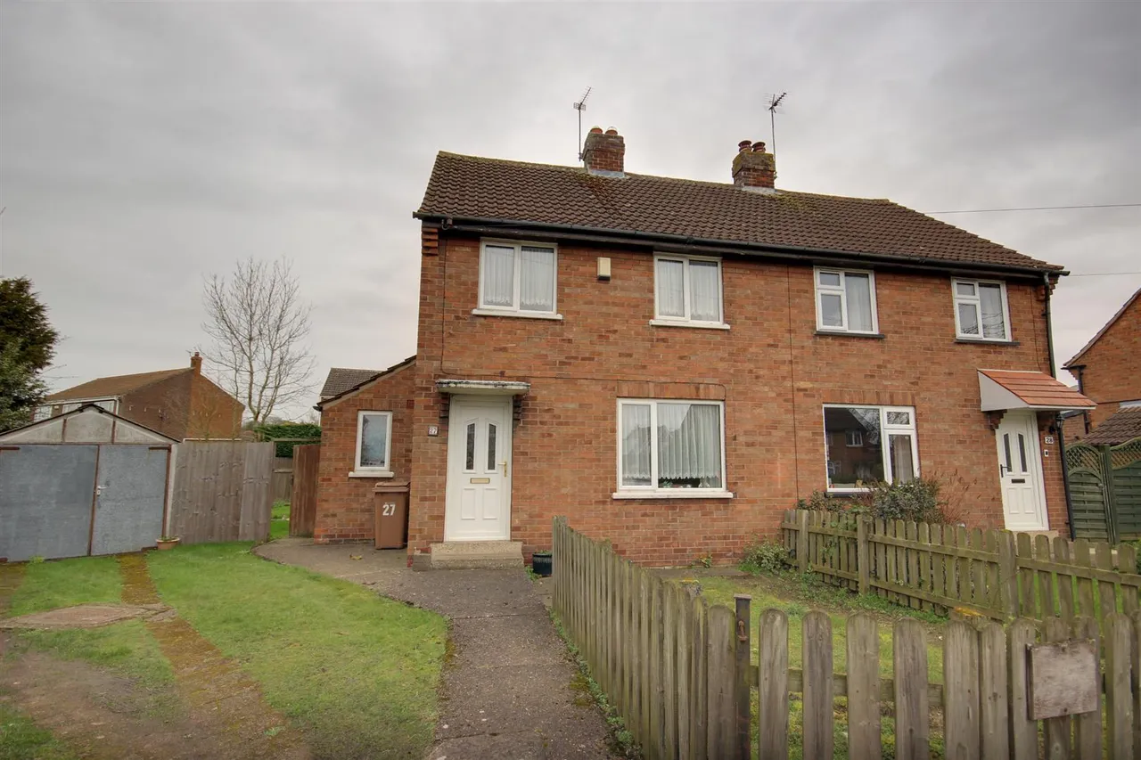 2 bed house for sale — Nunnery Walk, South Cave