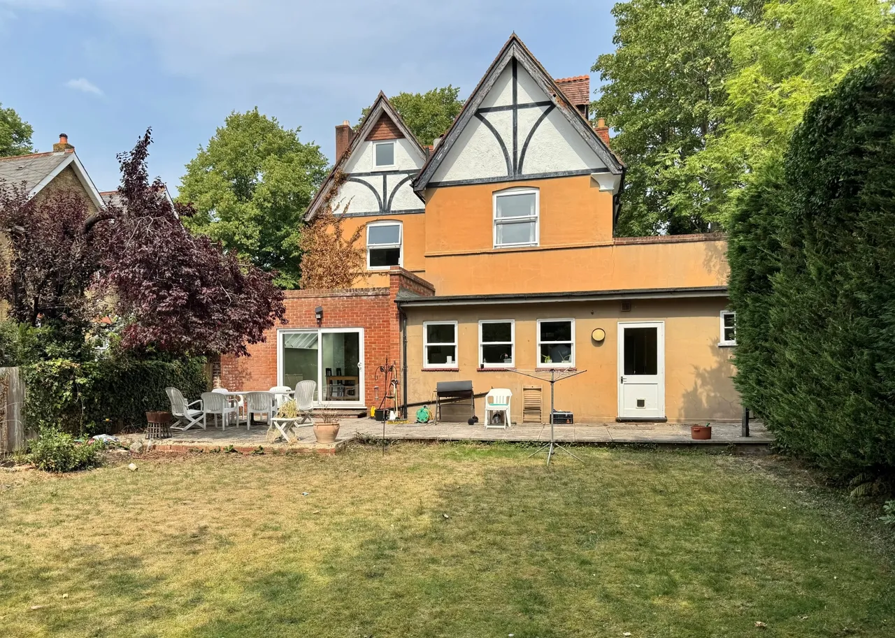 Cherry Orchard Surrey Staines-Upon-Thames, TW18, photo 17
