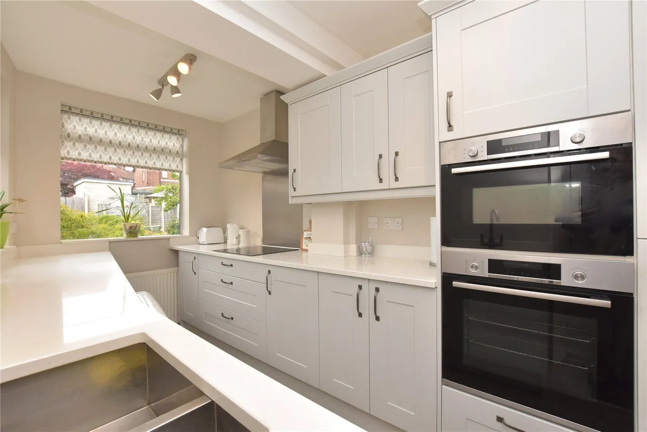 Burley Wood Lane, Leeds, LS4, photo 2