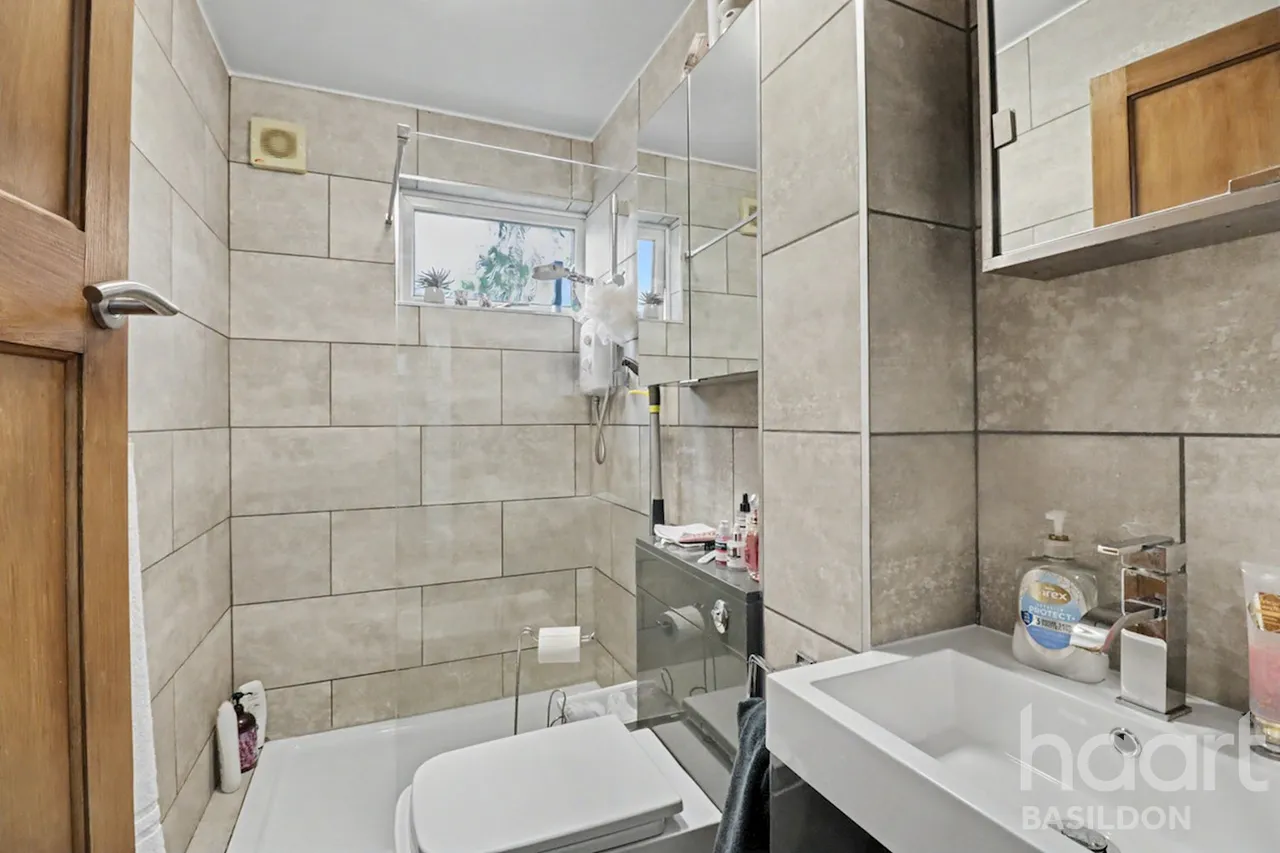 Holgate, Basildon, SS13, photo 7