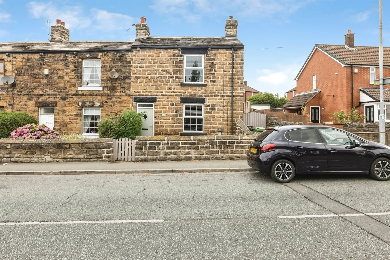 2 bed house for sale — Westerton Road, Tingley, Wakefield
