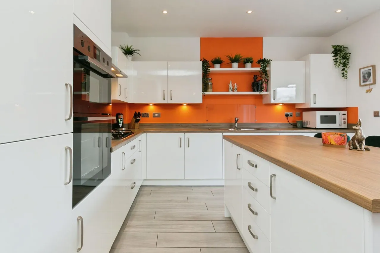 Rowallan Place, Crewe, CW1, photo 10