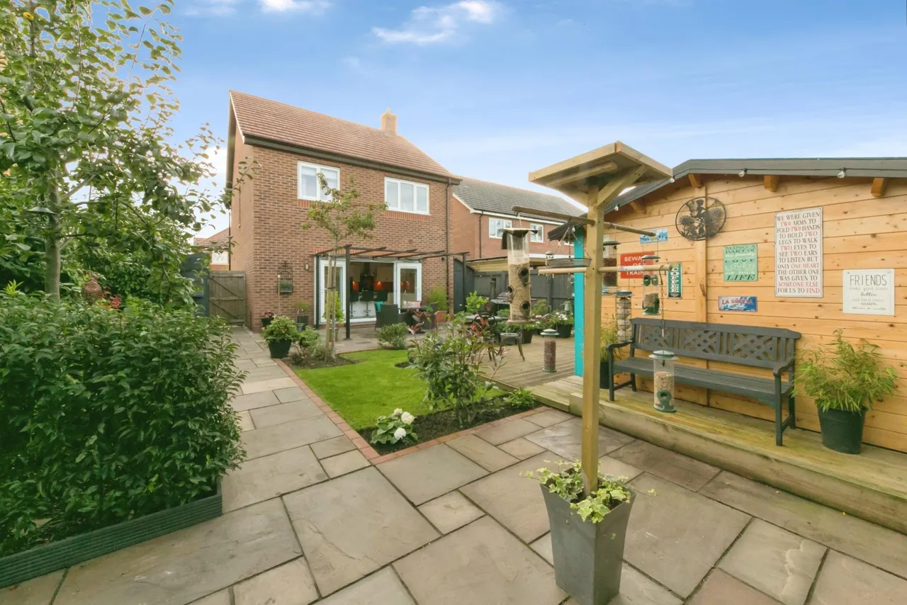 Rowallan Place, Crewe, CW1, photo 31