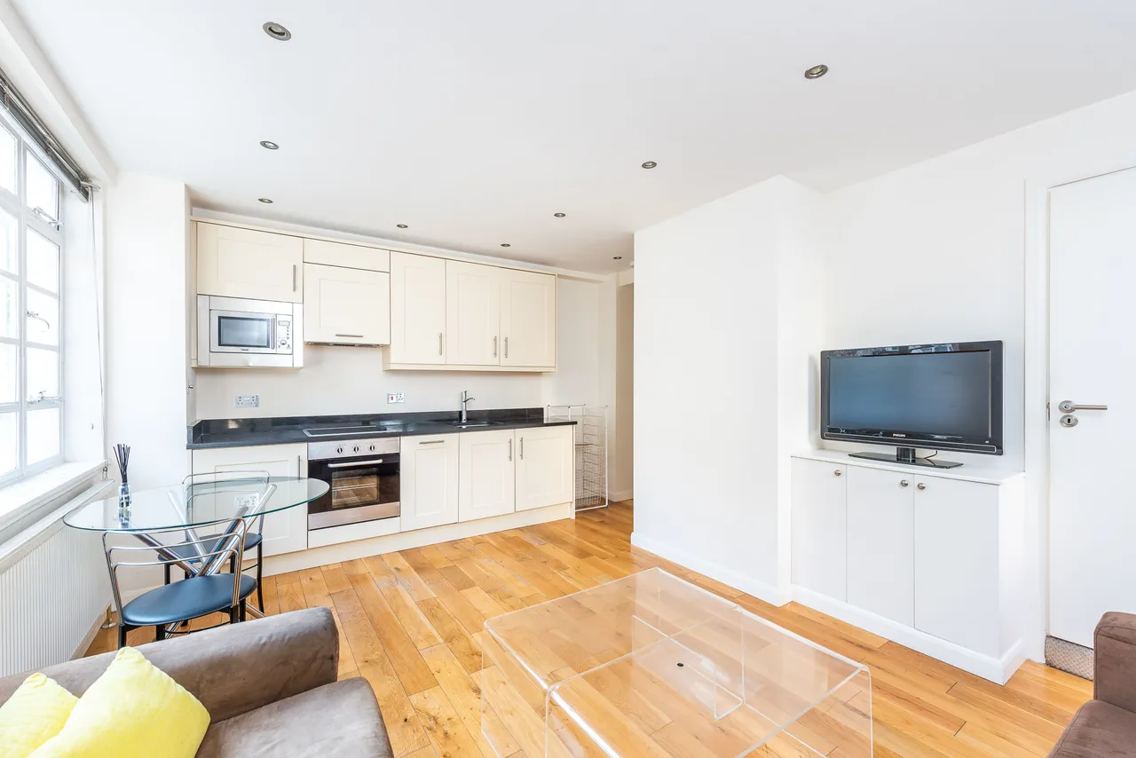 22 Nell Gwynn House, Sloane Avenue, London, photo 4