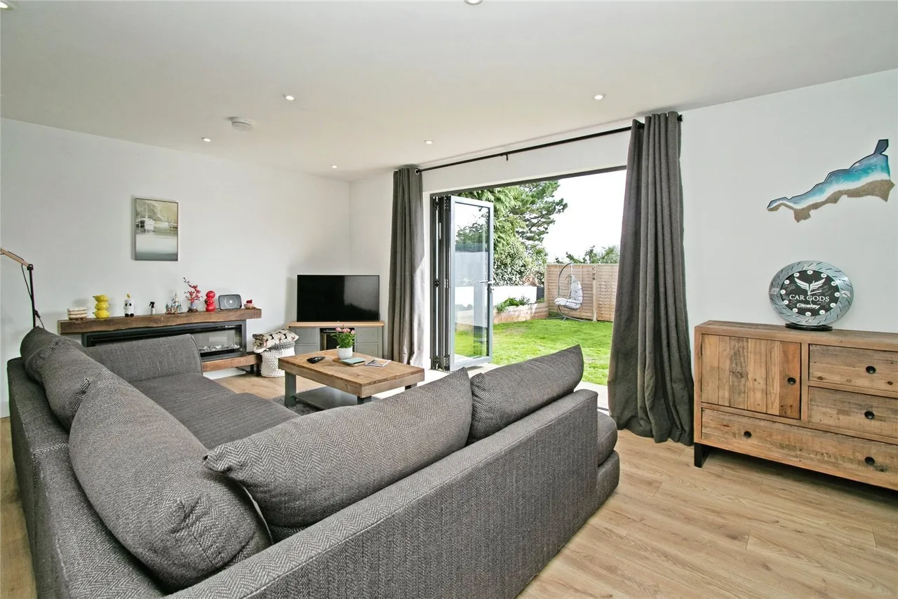 Trispen, Truro, TR4, photo 2