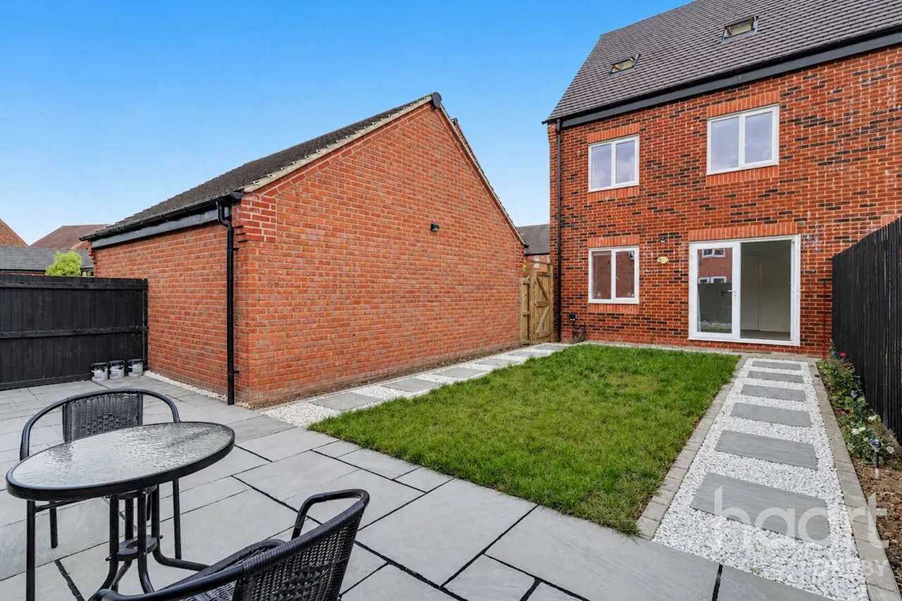 Bowes Road, Boulton Moor, DE24, photo 2