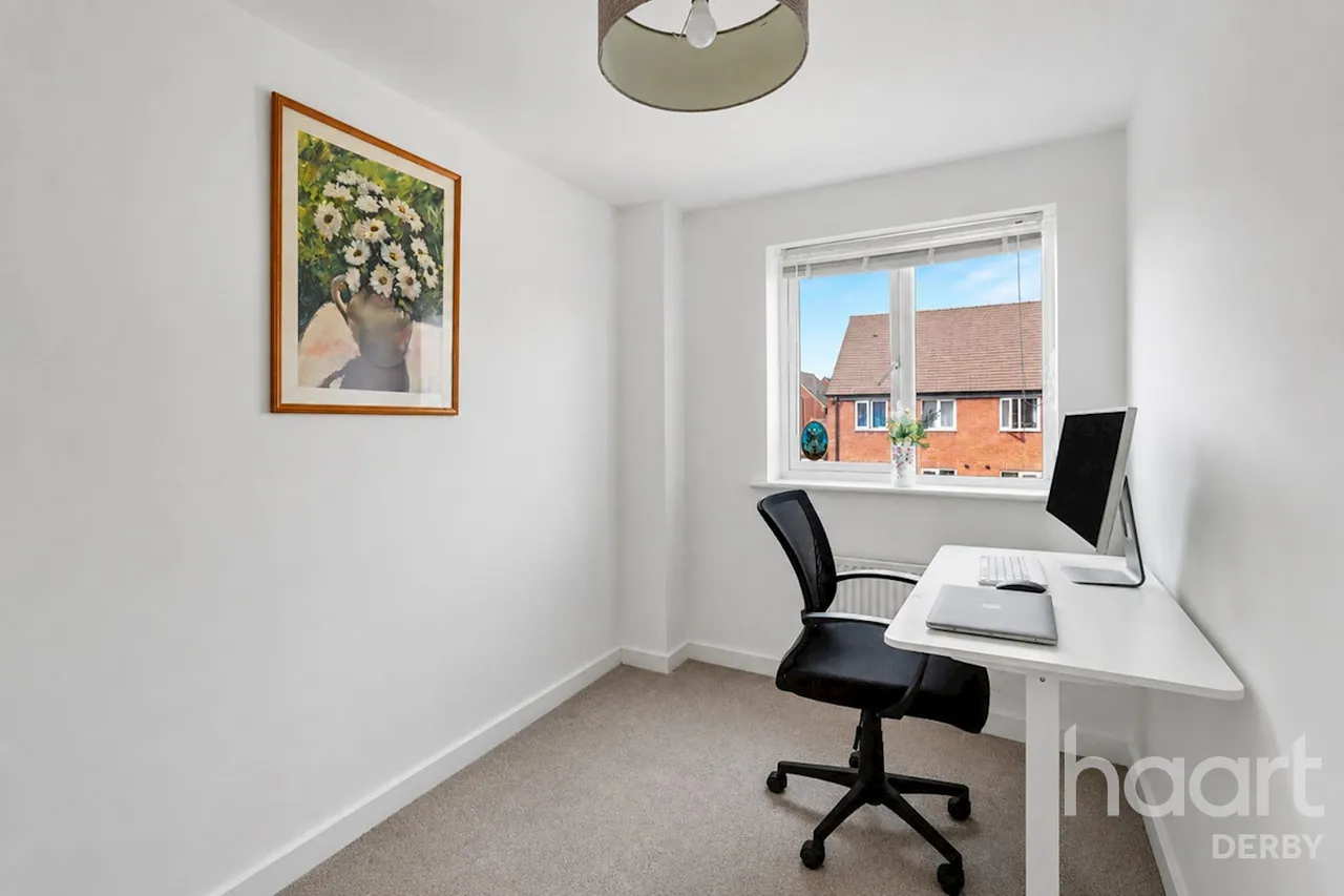 Bowes Road, Boulton Moor, DE24, photo 9